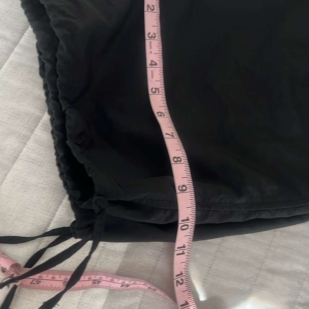 NO Boundaries Parachute
Pants, Women's Black Cargo Pants size M never warm - Picture 13 of 13